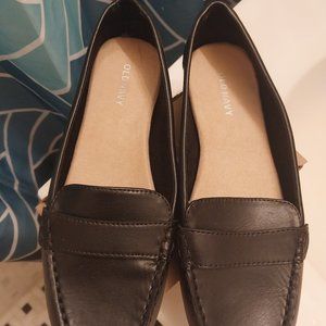 OLD NAVY FLATS BLACK WOMEN'S